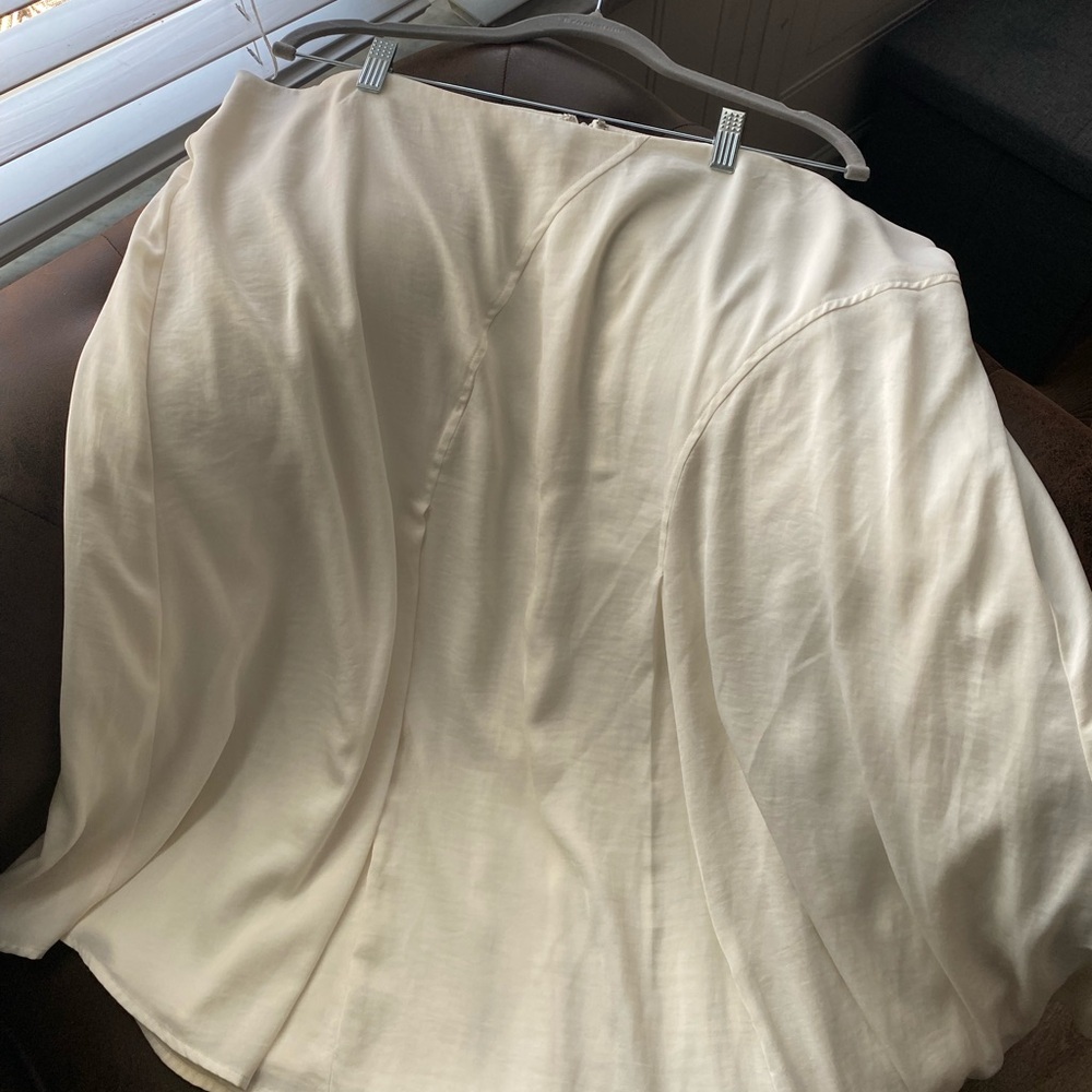 Elegant Cream Skirt
